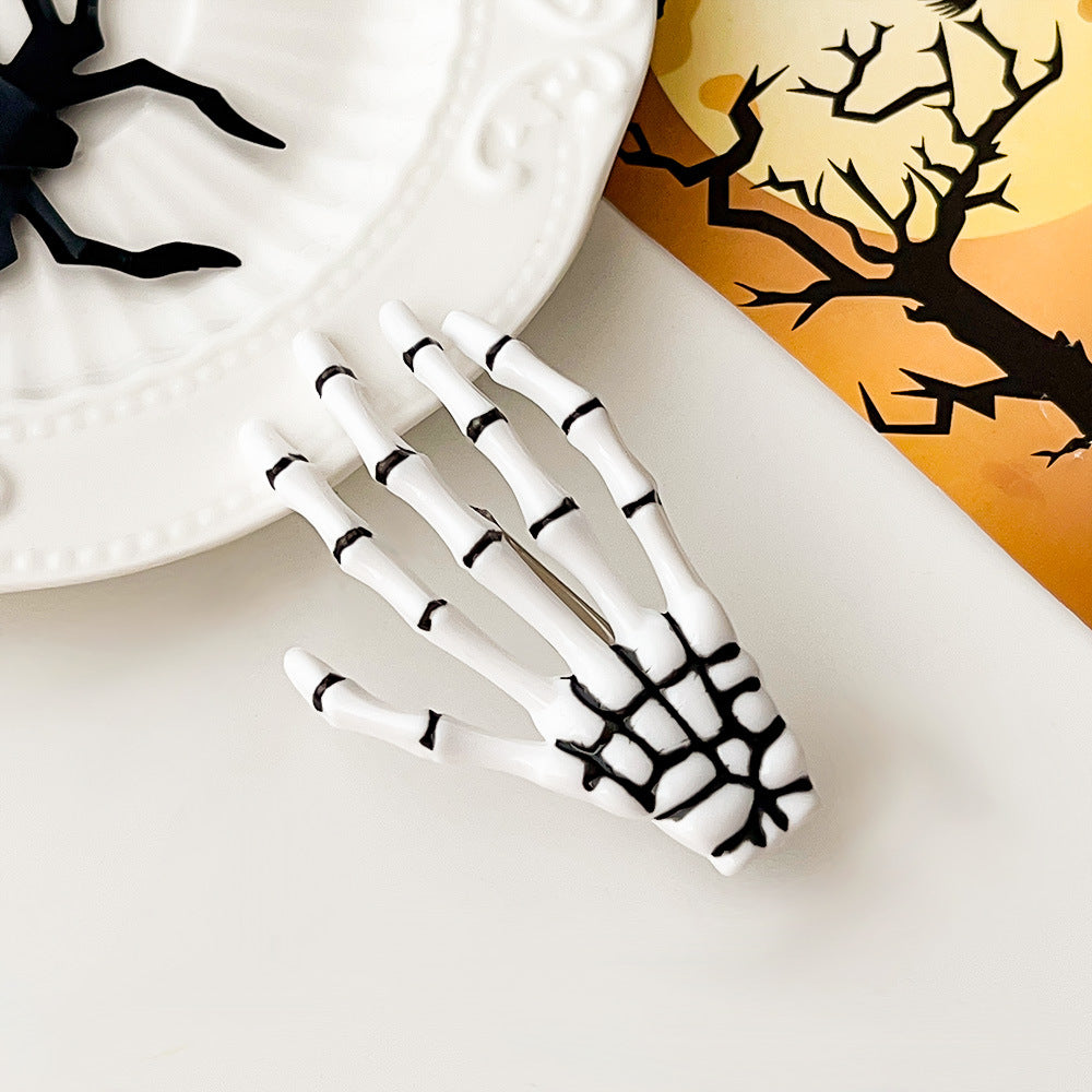 Halloween Skeleton Hand Hair Clip, Fun Spooky Party Side Hairpin Holiday Accessory