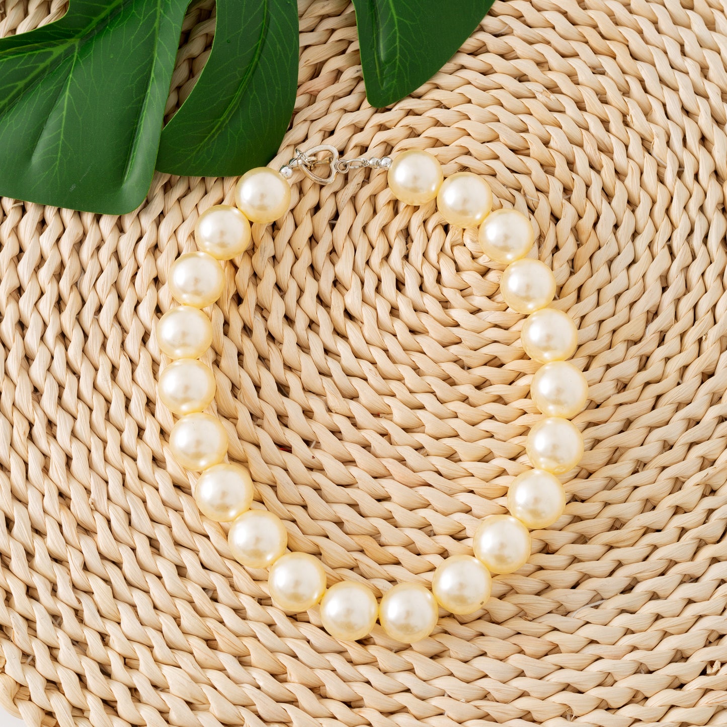 Colorful Faux Pearl Necklace for Girls