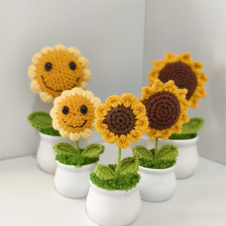 Handmade Knitted Flower Pot – Yarn Sunflower, Carnation & Tulip Desk Decor