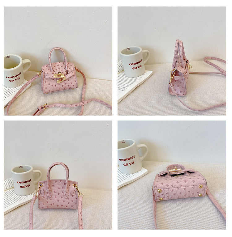 Mini Textured Crossbody Handbag for Girls – Adjustable Strap & Gold-Tone Hardware