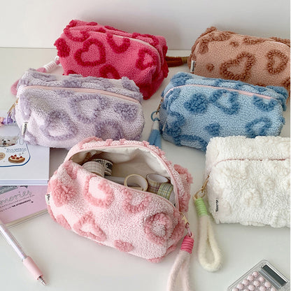 Heart-Shaped Plush Cosmetic Bag – Simple & Fresh Travel Makeup and Toiletry Pouch