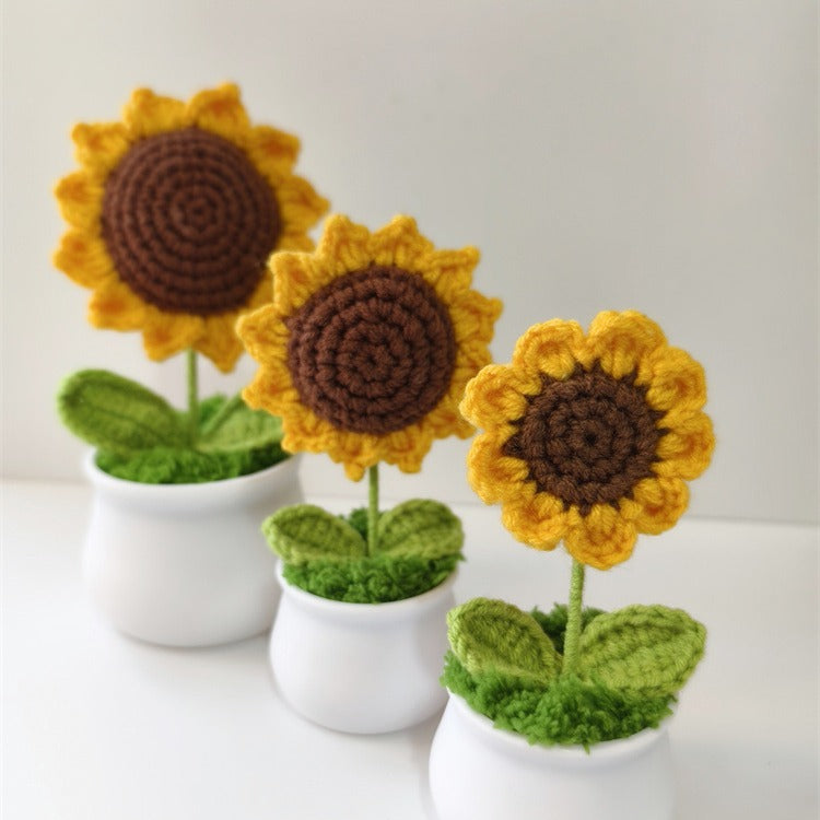 Handmade Knitted Flower Pot – Yarn Sunflower, Carnation & Tulip Desk Decor
