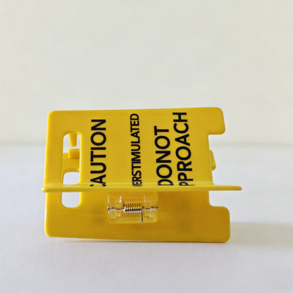 Caution Statement Claw Hair Clip – Oversized Yellow Hair Claw