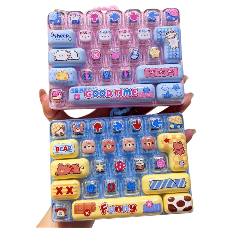 Transparent Dual-Color 26-Key Fidget Keyboard Keychain – Clicky Stress Relief Toy
