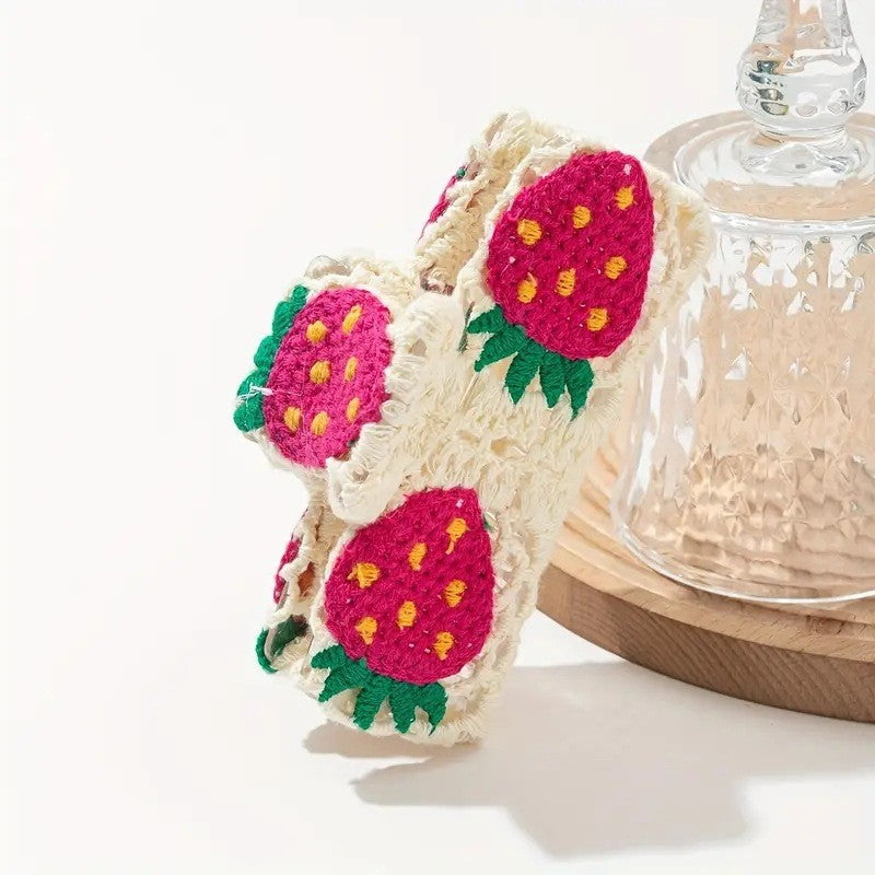 Crochet Flower Hair Claw Clip Strawberry Daisy Cottagecore Style Hair Accessory