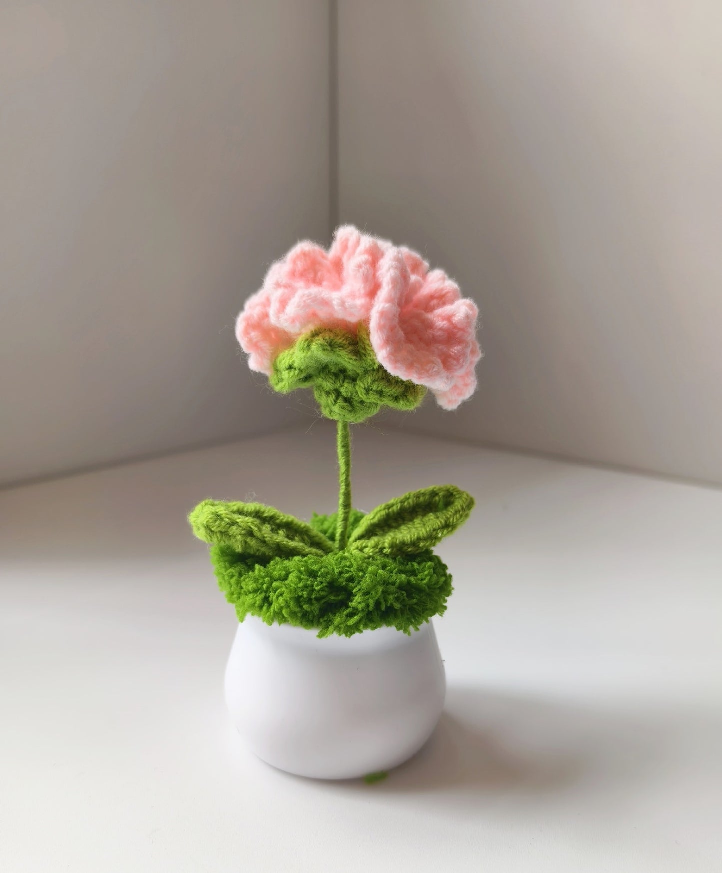 Handmade Knitted Flower Pot – Yarn Sunflower, Carnation & Tulip Desk Decor