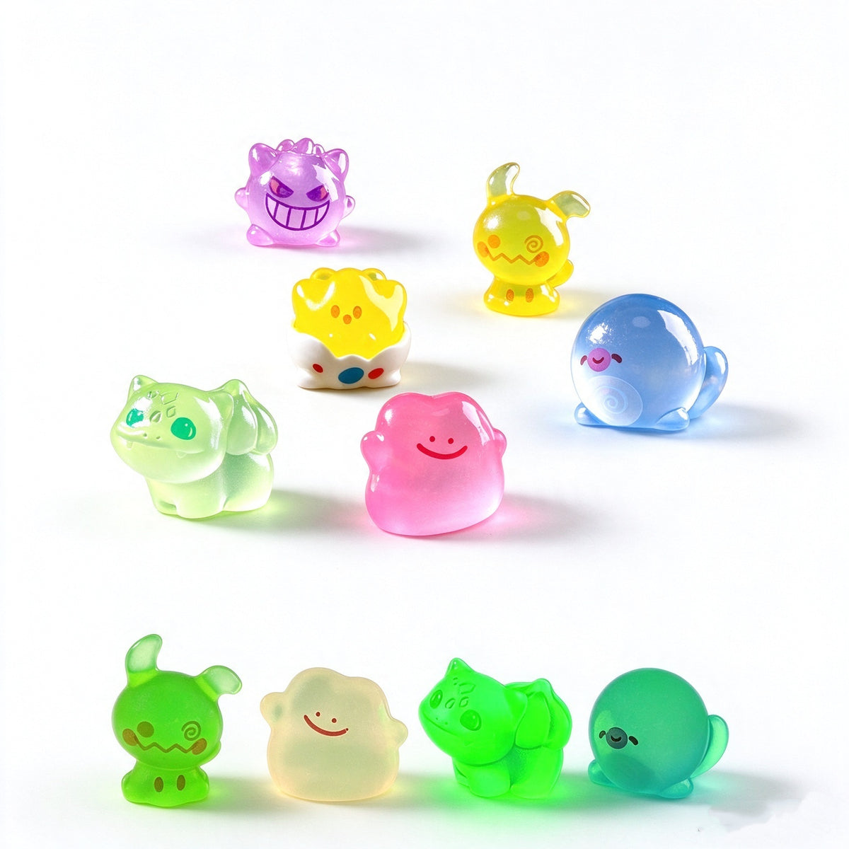 Mini Glow-in-the-Dark Ghost Figurines – Resin Halloween Tabletop Decor & Party Supplies