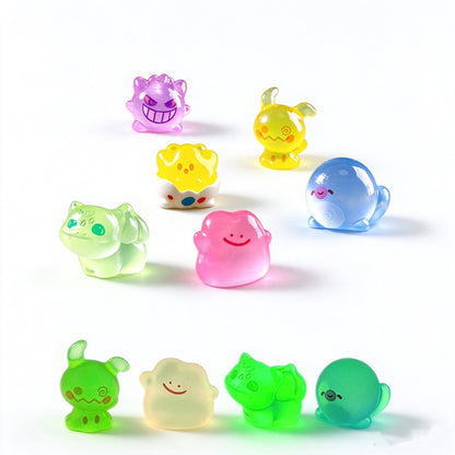 Mini Glow-in-the-Dark Ghost Figurines – Resin Halloween Tabletop Decor & Party Supplies