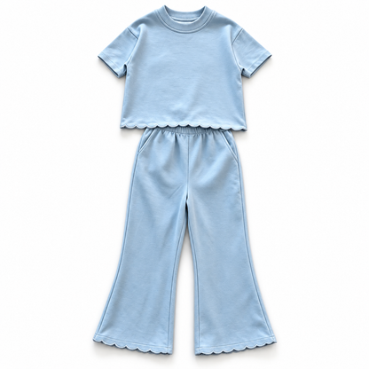 Girls’ Scalloped Cotton Two-Piece Set – Short Sleeve Sweatshirt & Wide-Leg Pants for Fall & Winter