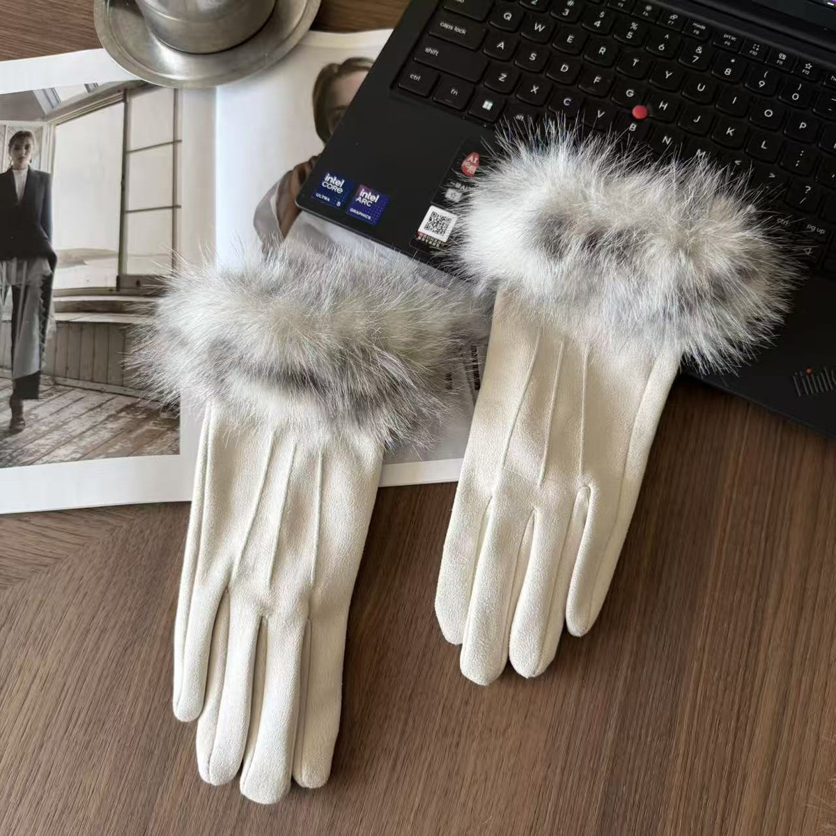 Women’s Touchscreen Winter Gloves with Faux Rabbit Fur Cuffs & Warm Fleece Lining