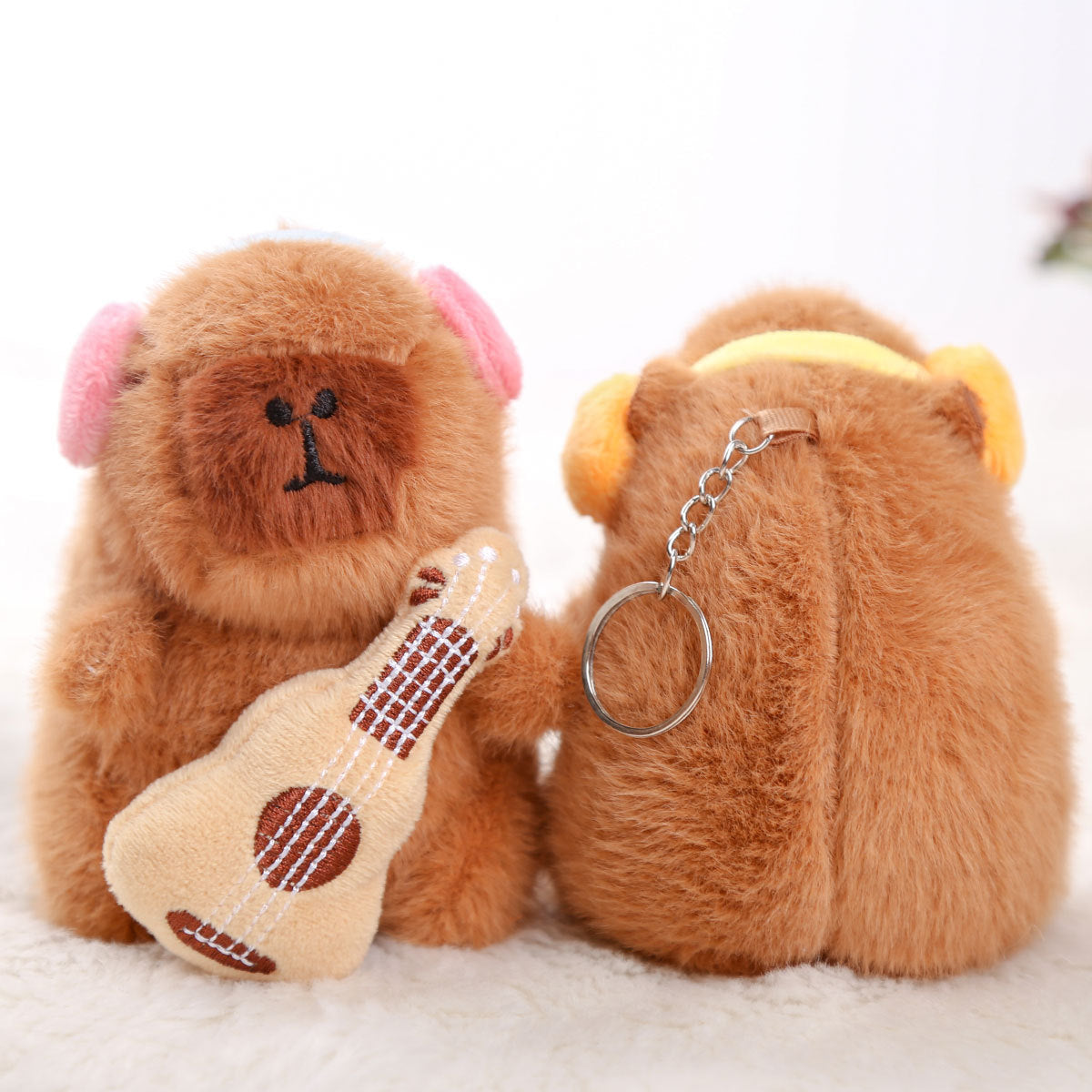 Interactive Capybara Plush Keychain – Pull-String Wiggling Bag Charm
