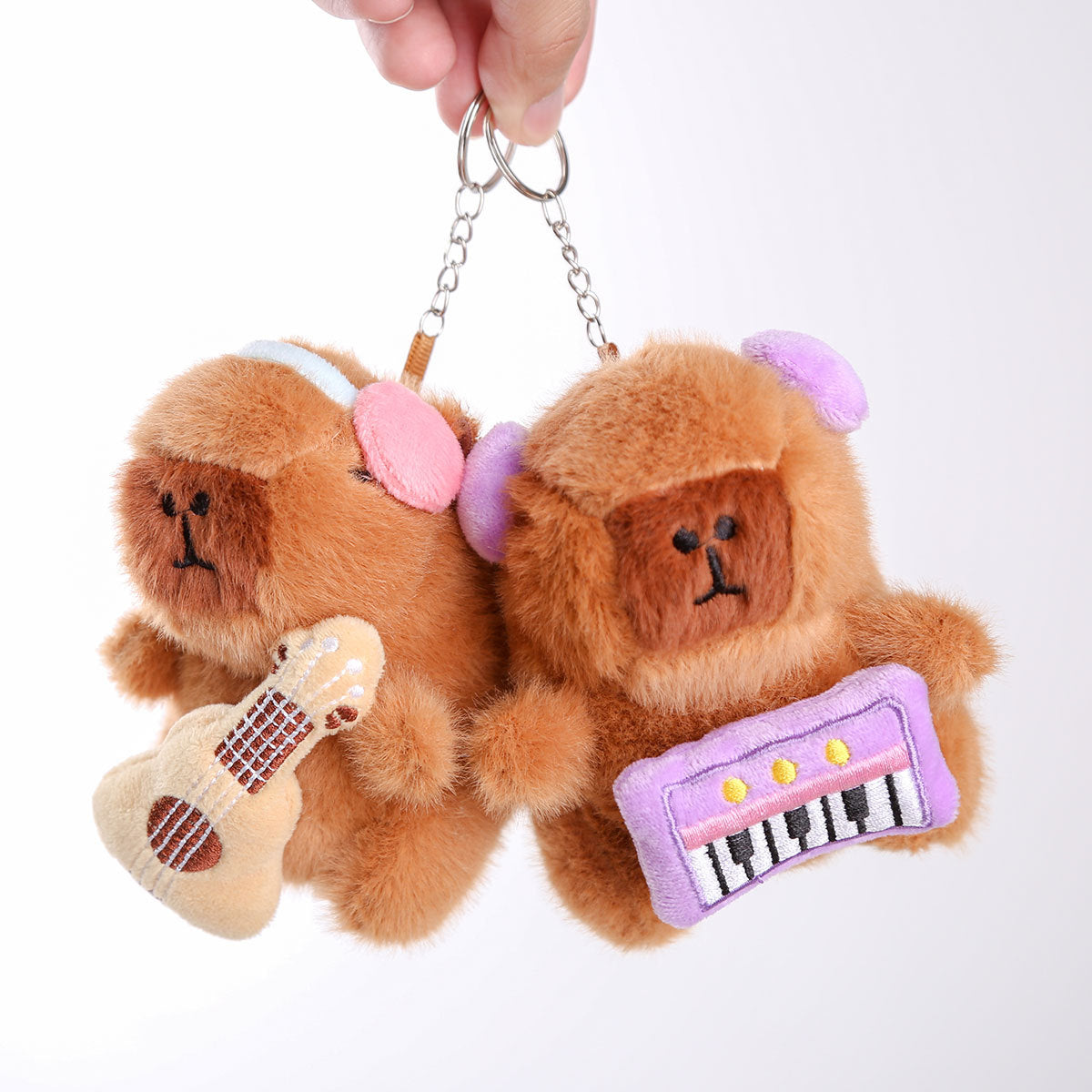 Interactive Capybara Plush Keychain – Pull-String Wiggling Bag Charm
