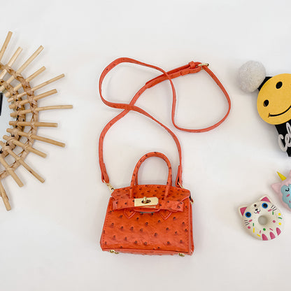 Mini Textured Crossbody Handbag for Girls – Adjustable Strap & Gold-Tone Hardware
