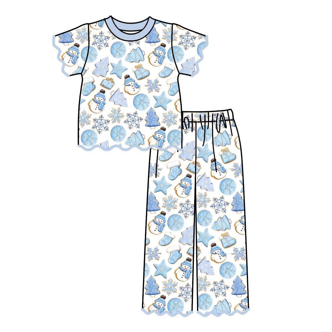 Christmas Girls Scallop Pajama Set – Festive Holiday Print Short Sleeve Top & Leg Pants