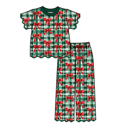 Girls Christmas Scallop Set – Festive Print Top & Pants Outfit