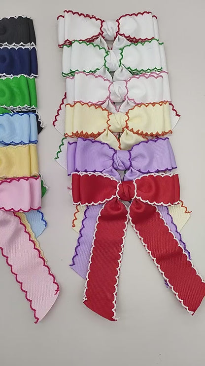 Girls Grosgrain Ribbon Bow Hair Clip – Contrast Scalloped Stitching & Long Ribbon Tails